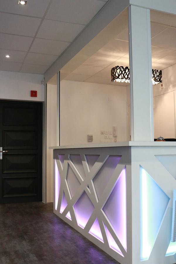Hotel - Restaurant Eugenie Pontorson Bagian luar foto